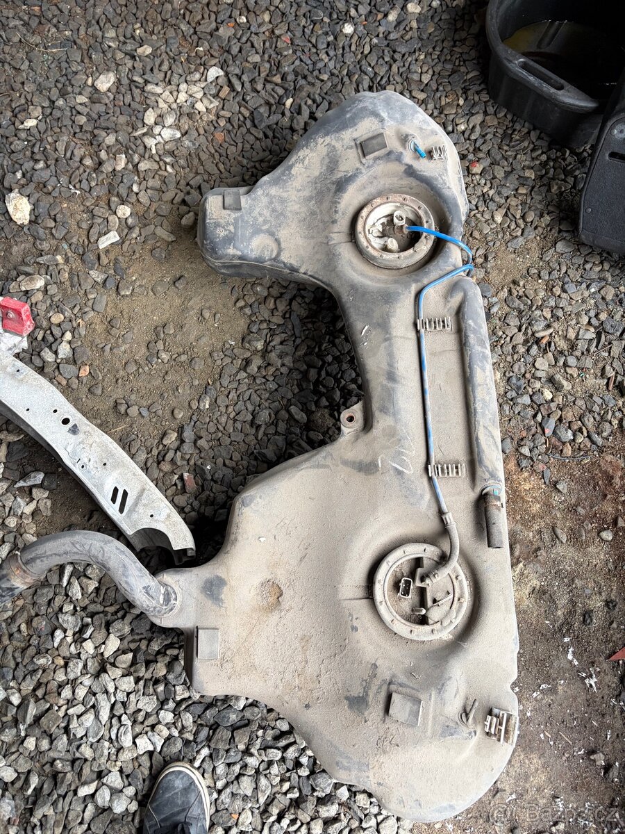 Díly na bmw e46 - 6