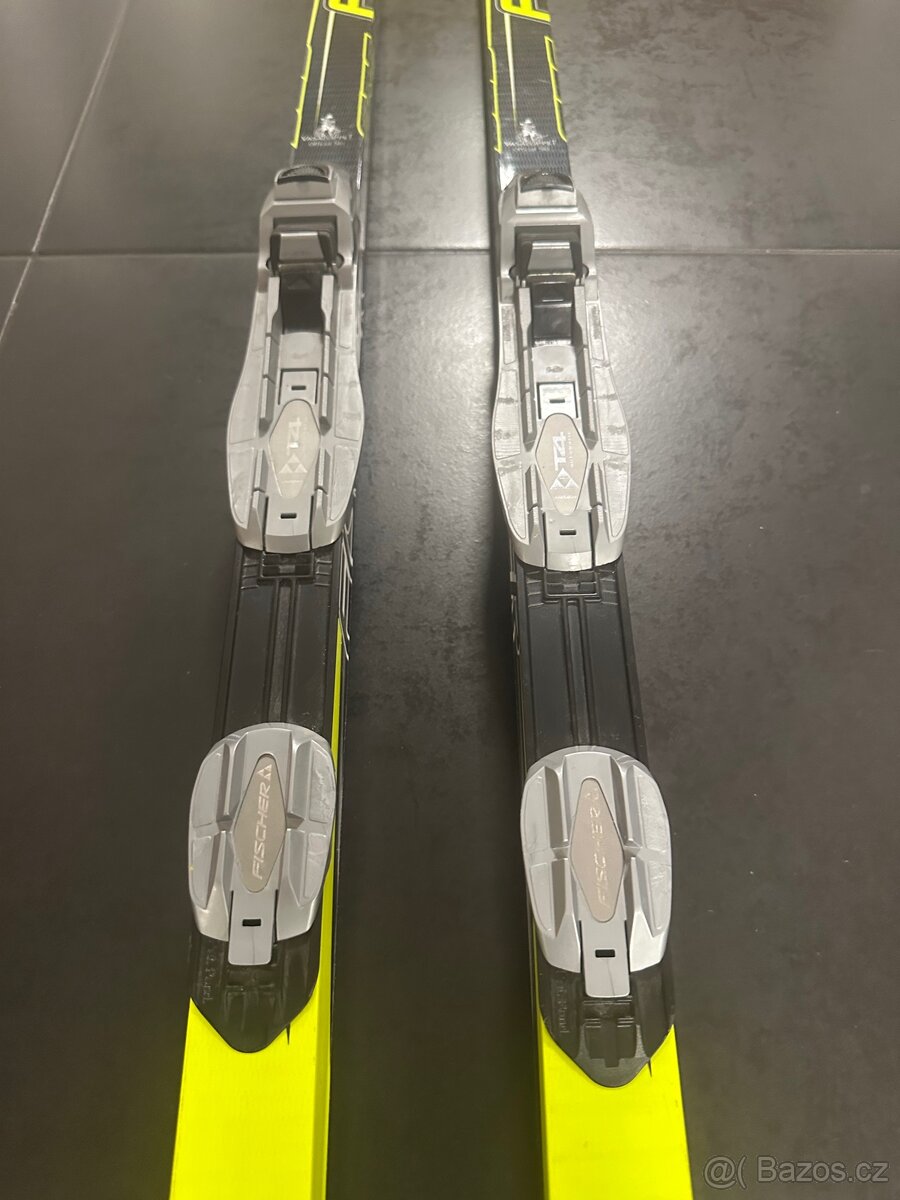 Nové běžky a hůlky Fischer, nové Rossignol boty - 6