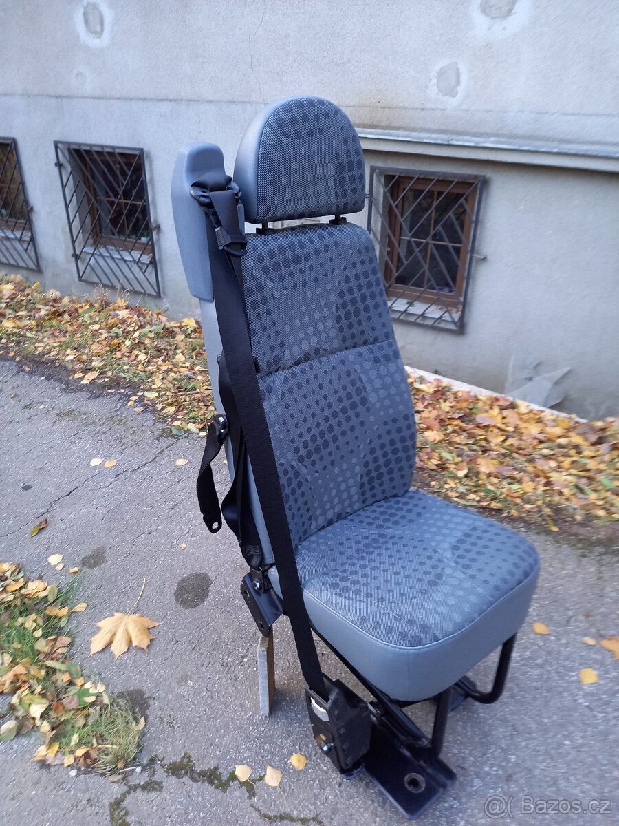 Prodám dvojsedačku do obytneho automobilu - 6