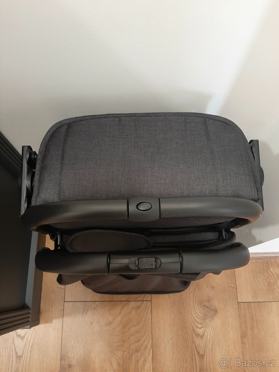 Kočárek Chicco - 6