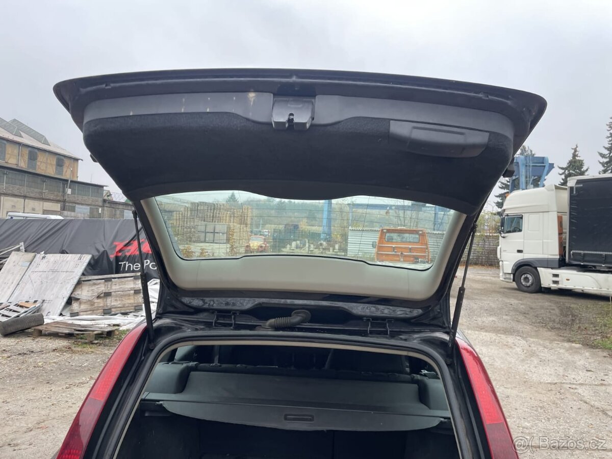 Volvo V50 2010 2.0 TDI 100kw - 6