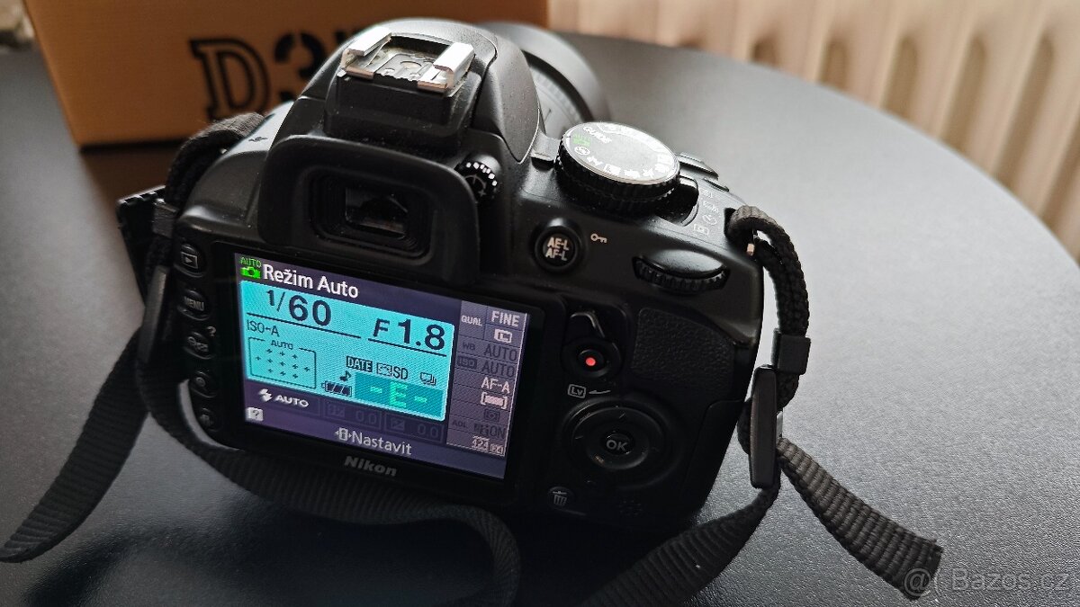 Sada Nikon D3100+3x objektiv+2x blesk+odpalovač+brašna... - 6
