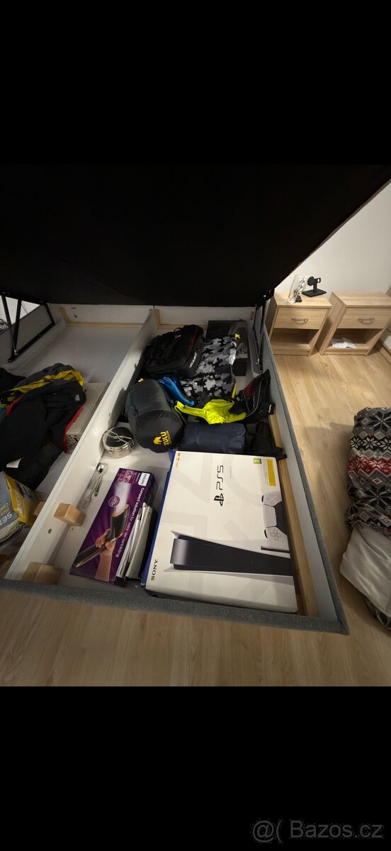 Postel s úložným prostorem - 6