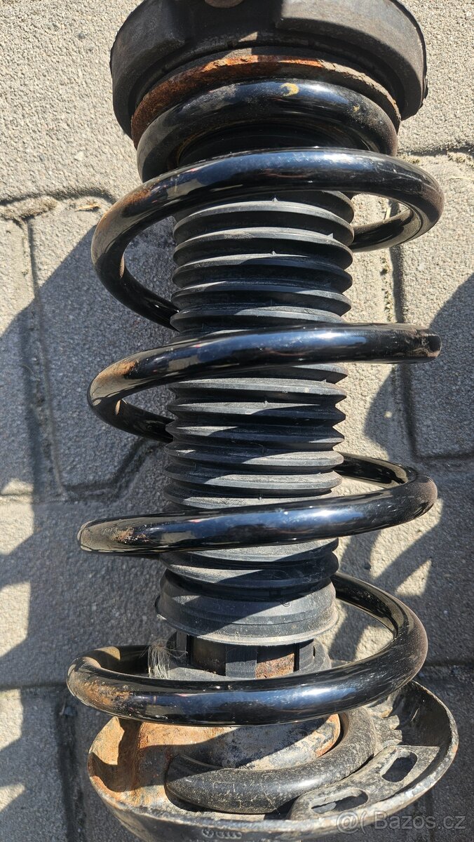 Přední tlumiče DCC 3C0413031D VW Passat CC - 6