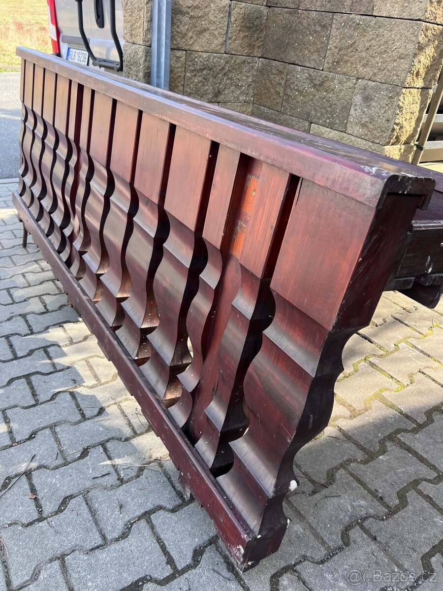 Prodám dřevěné zábradlí 2 ks - 6