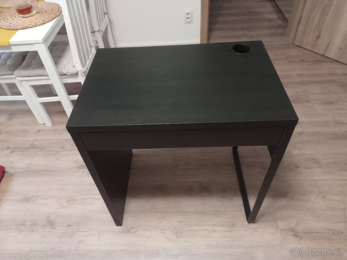 Počítačový stůl IKEA - 6