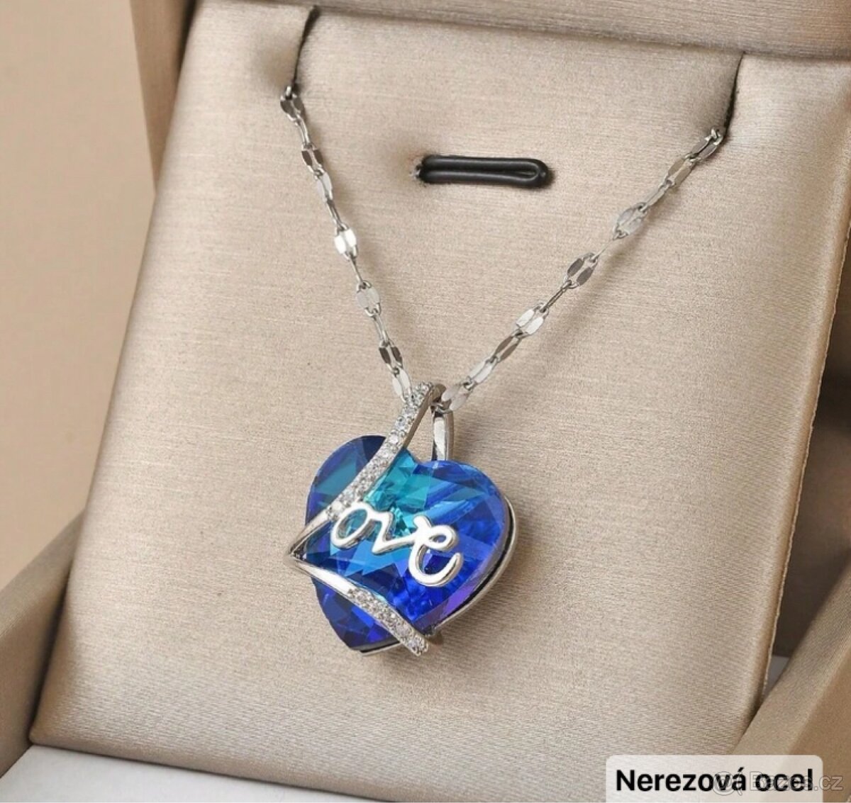 Dámské přívěsky s řetízkem - 6