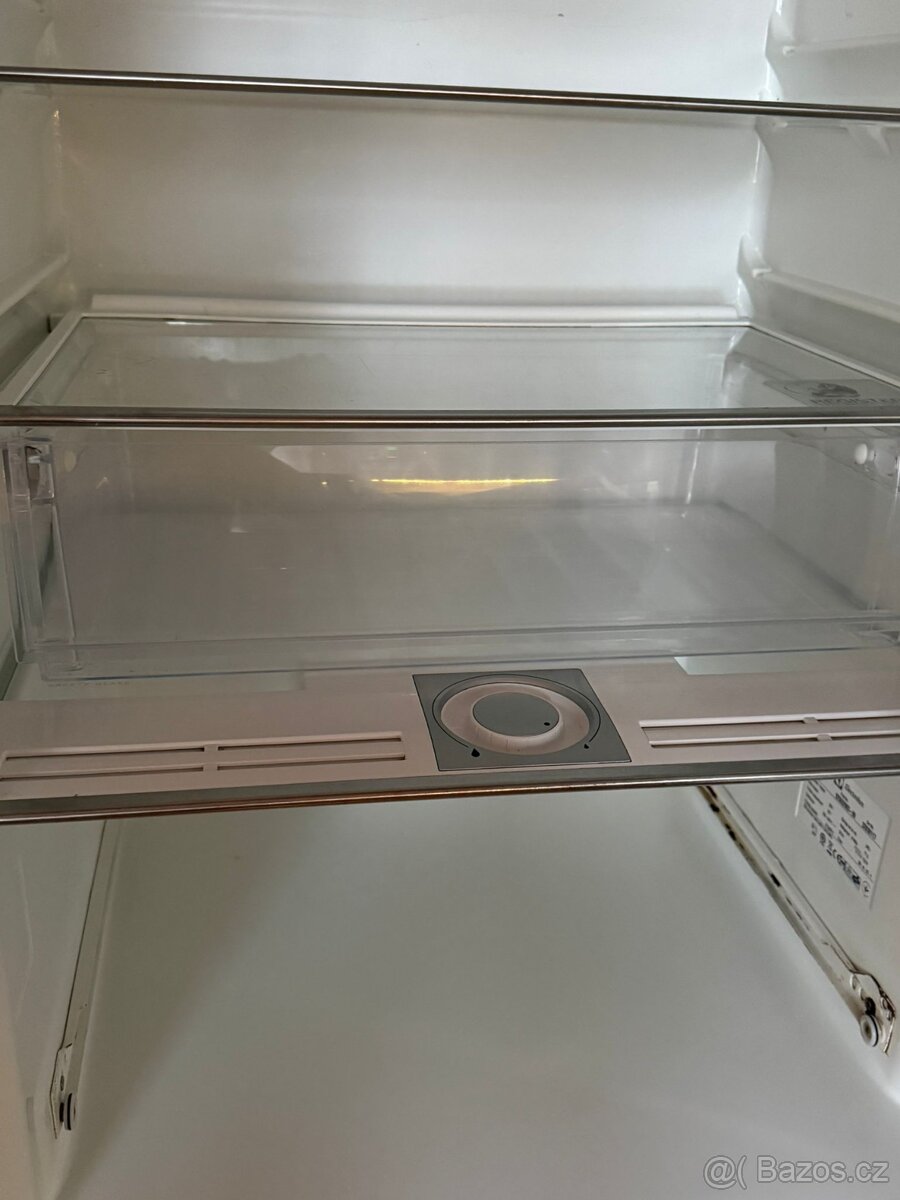 Elekrolux chladnička s mrazákem - 6