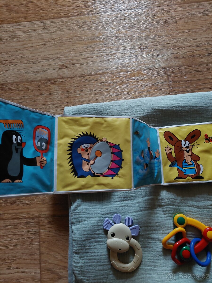 Nová deka a hračky pro dítě - 6