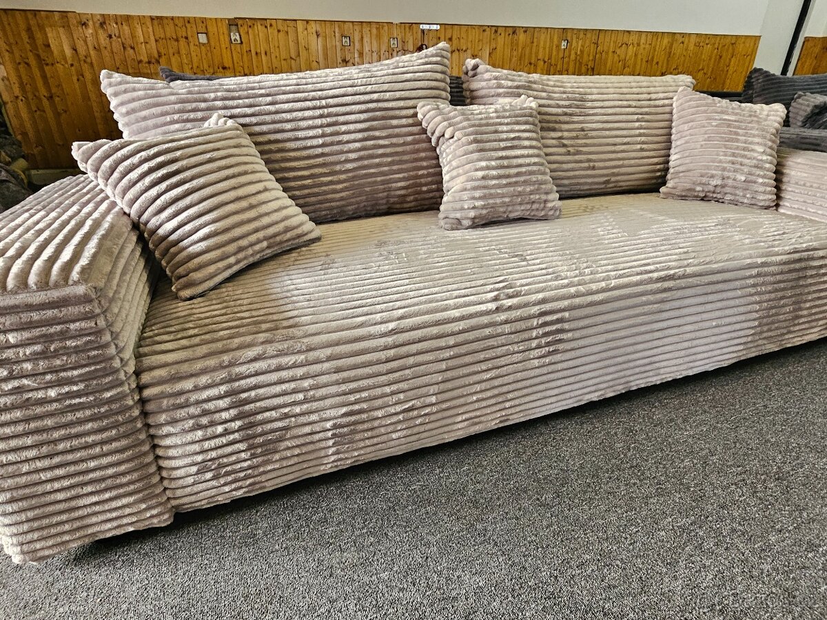 GAUČÍK ROZKLÁDACÍ - 6