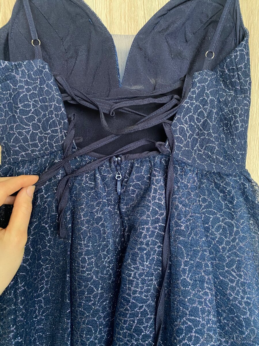 Tmavě modré maturitní plesové šaty S - 6