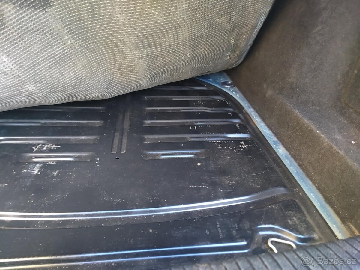 Prodam VW GOLF 4 1,9 Tdi Variant - 6