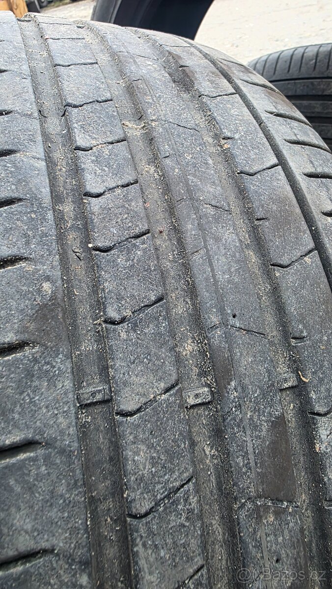 Letní pneu Pirelli 245/40 R19 - 6
