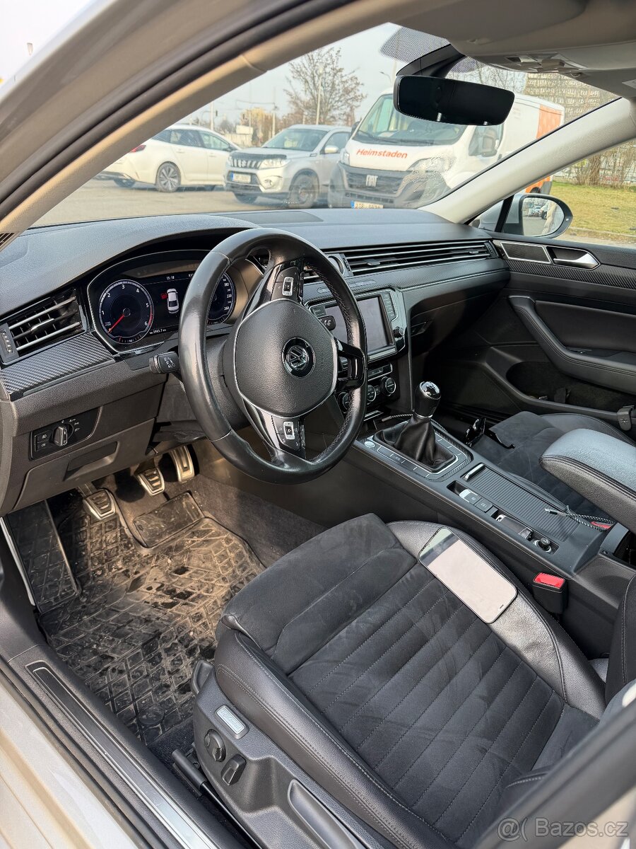 Passat B8 R-line Sedan - 6