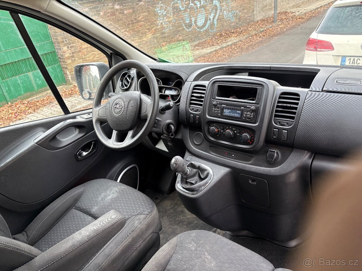 Opel vivaro 2017 L2H1 - 6
