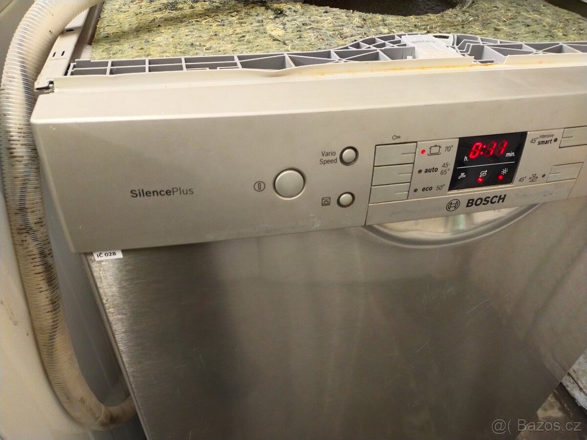 Prodám plně funkční dig. myčku zn. Bosch o šíři 60CM--DOVEZU - 6