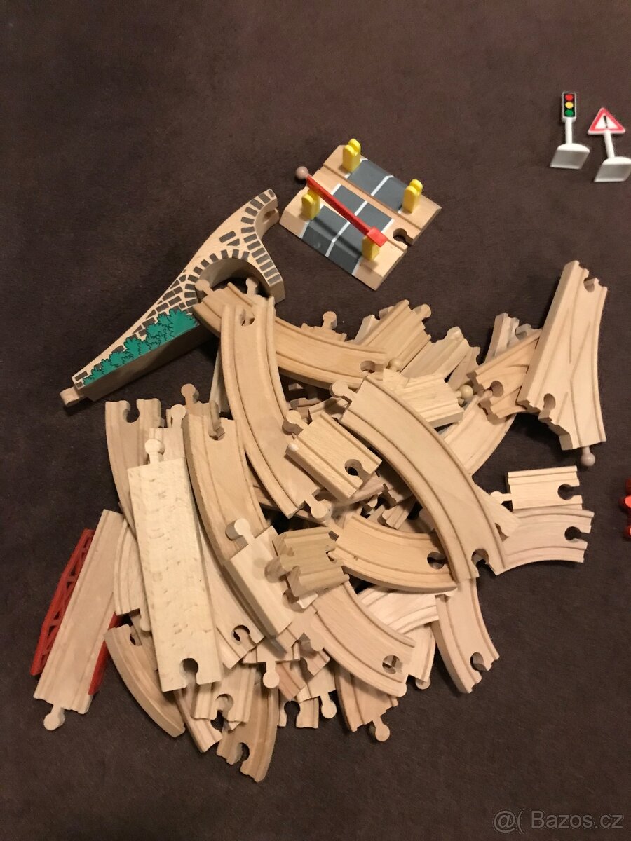 Dřevěné Koleje+Značky+Krteček a mašinka - 6