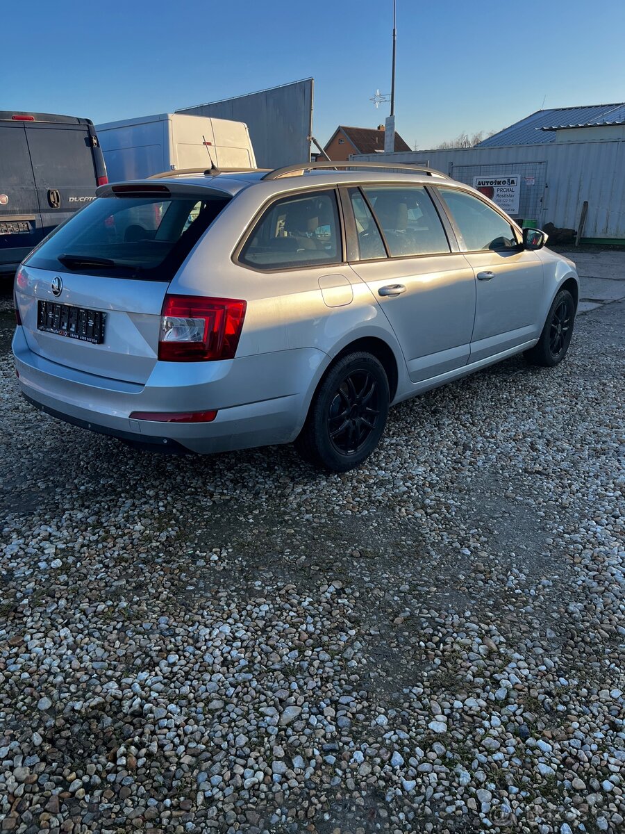 Škoda Octavia 3 1.6tdi 4x4 - 6