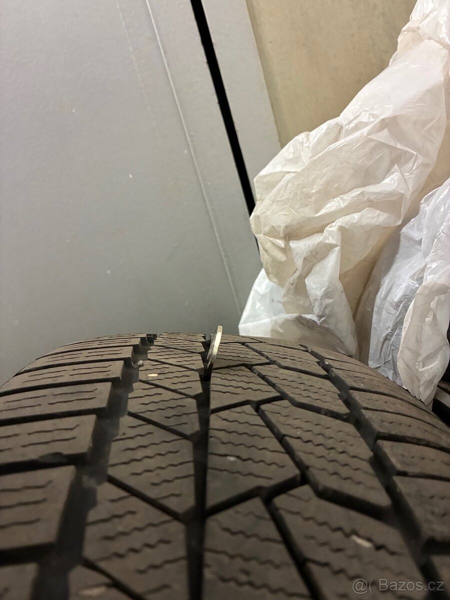 Continental 205/60 R18 Zimní na diskách - 6