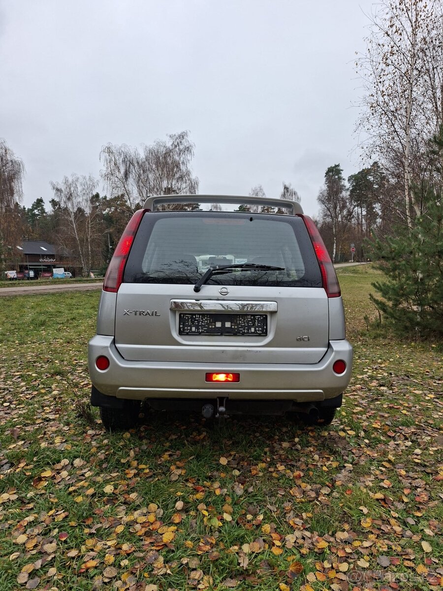 Nissan X-Trail 2.2 dci 100 kw 4x4 - 6