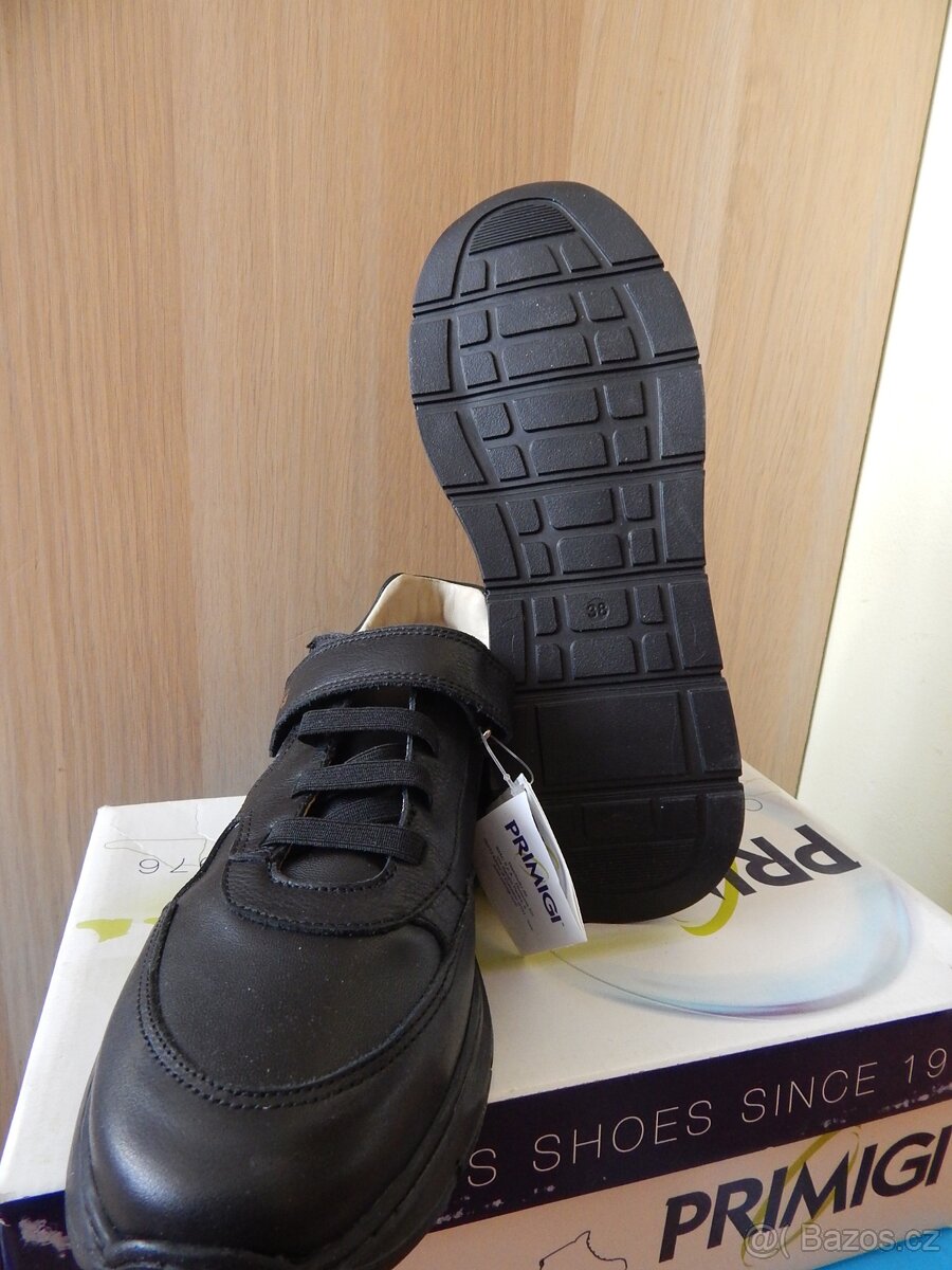 Nové celokožené boty vel. 38, zn. Primigi - 6