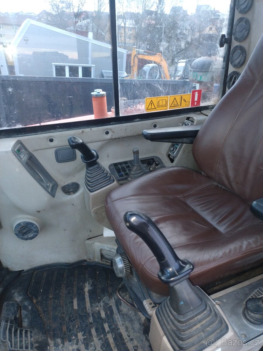 Daewoo pásový bager z powertiltom - 6