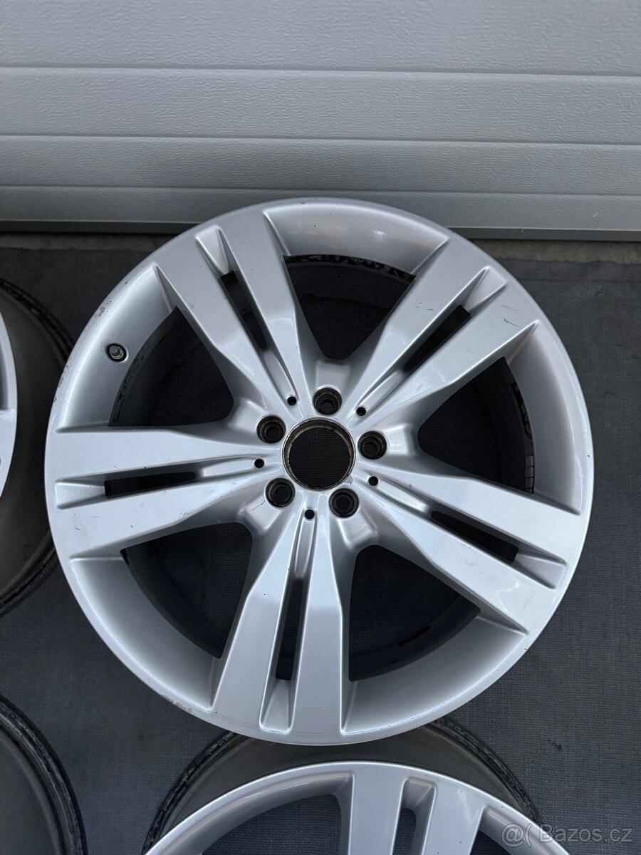 ORIGINÁLNÍ ALU KOLA MERCEDES R20 - 6