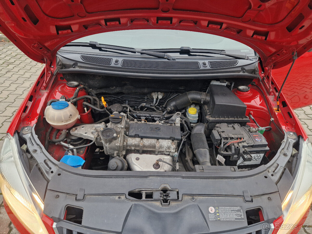 Škoda Fabia 2 kombi, r. v. 2013, motor 1.2/51 kW - 6