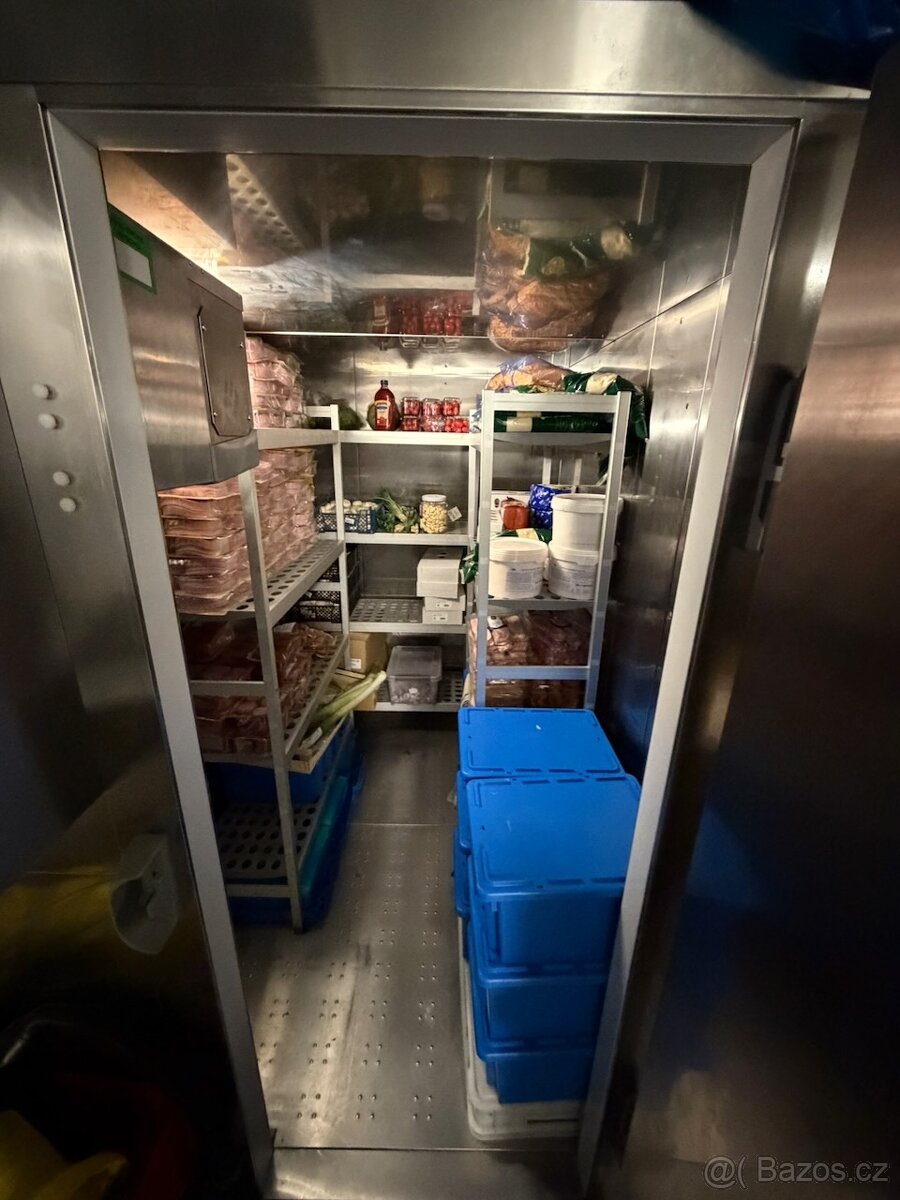 Profi chladící box - nerez, včetně regálů - 6