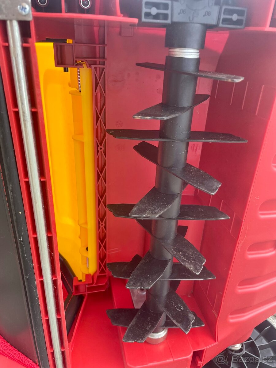 Nový vertikutátor Wolf VA346E - 6