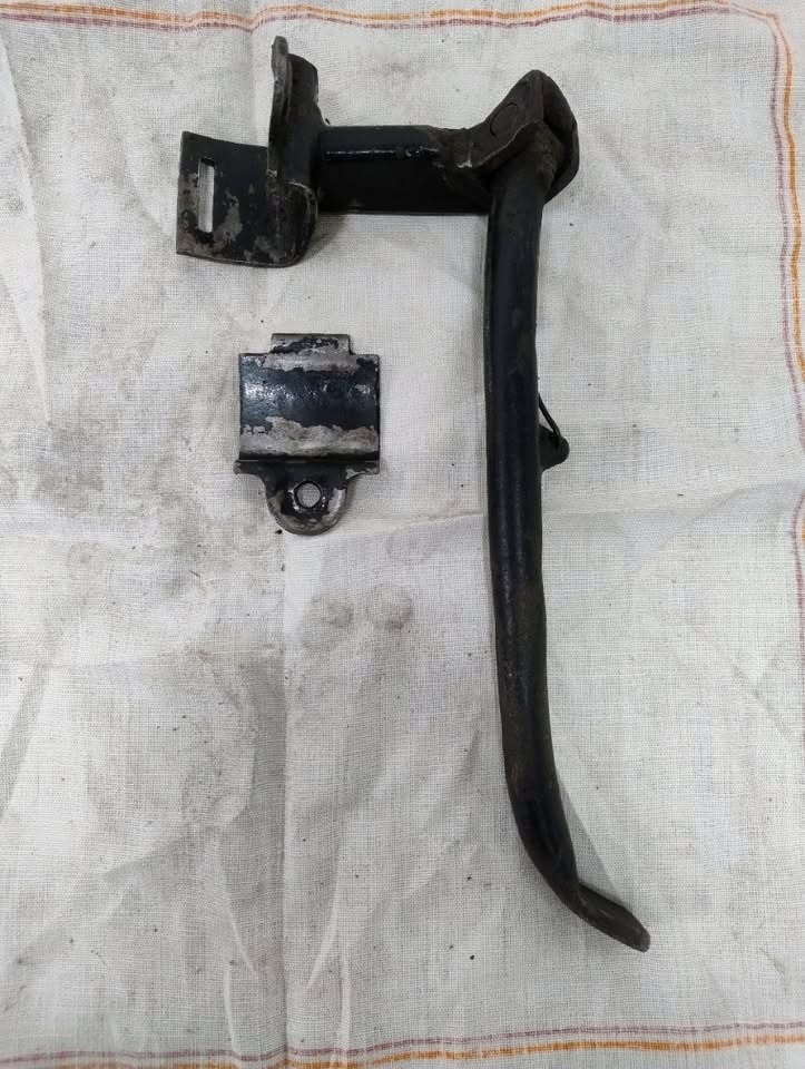 BOČNÍ STOJAN JAWA - 6