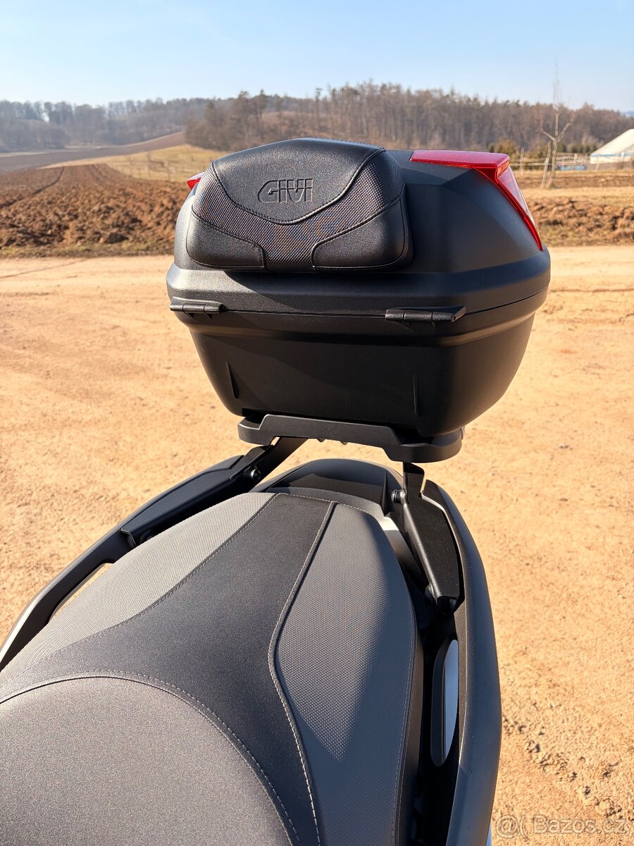 Honda Forza 125ccm - 6