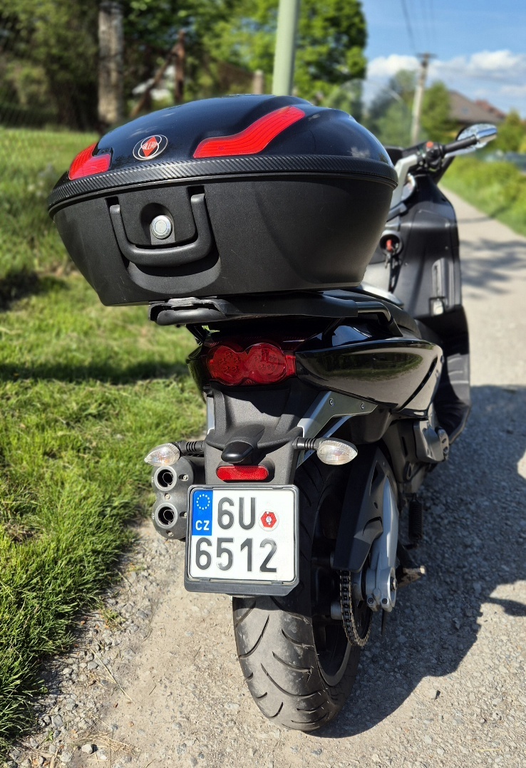 Gilera GP800 - 6