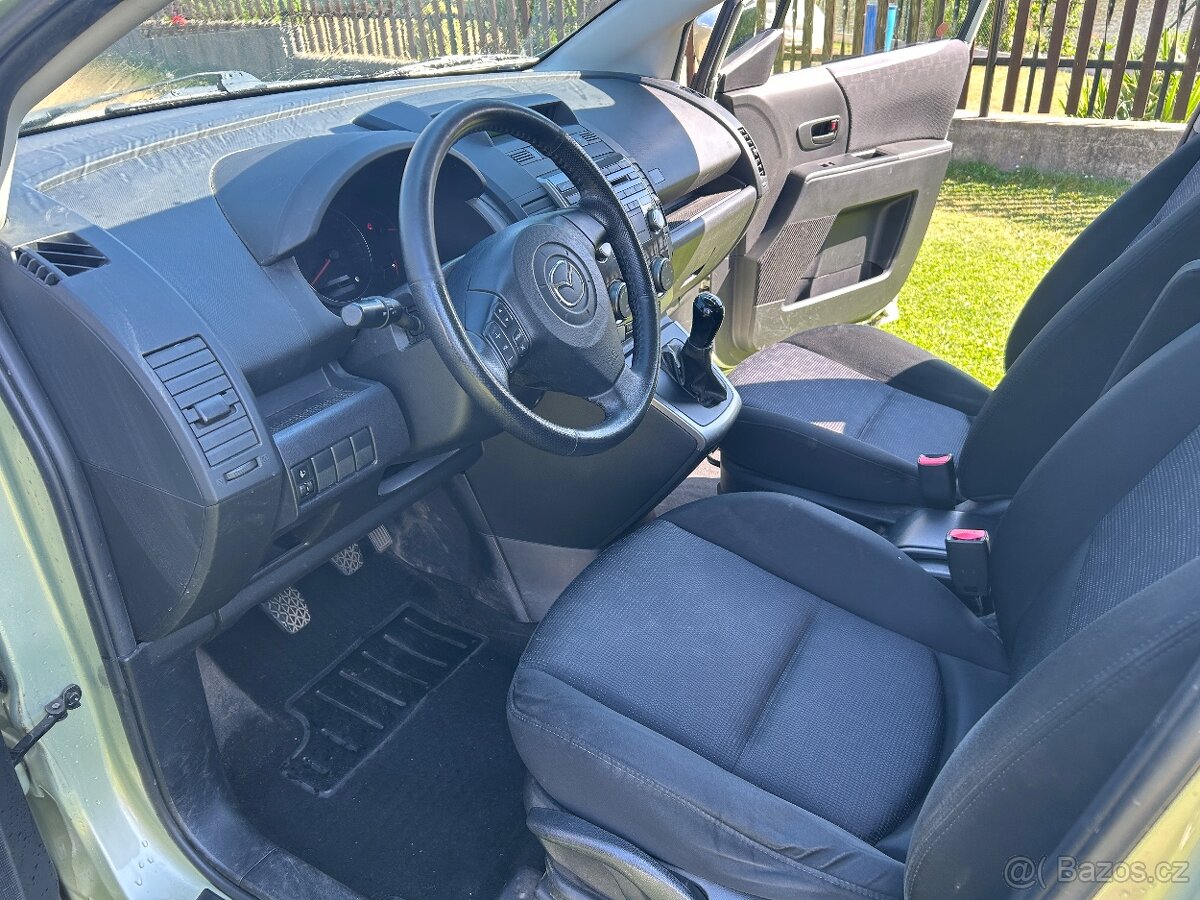 Mazda 5 - 6