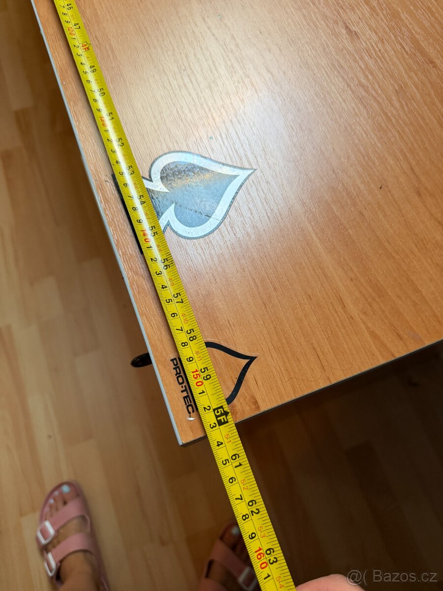 Kancelářský stůl a skříňky - 6