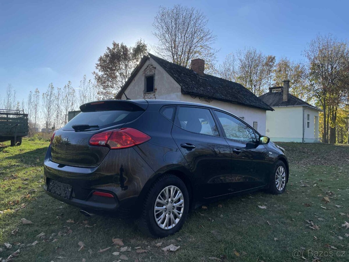 Kia Cee´d 1.4 CVVT LX/Silver - 6