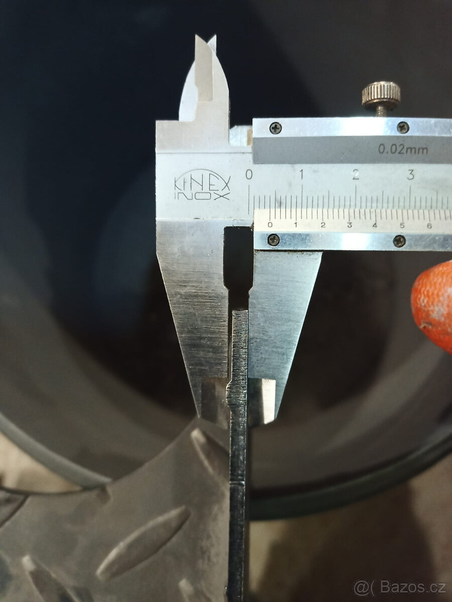 Prodám nové točité schodiště 140 cm - 6