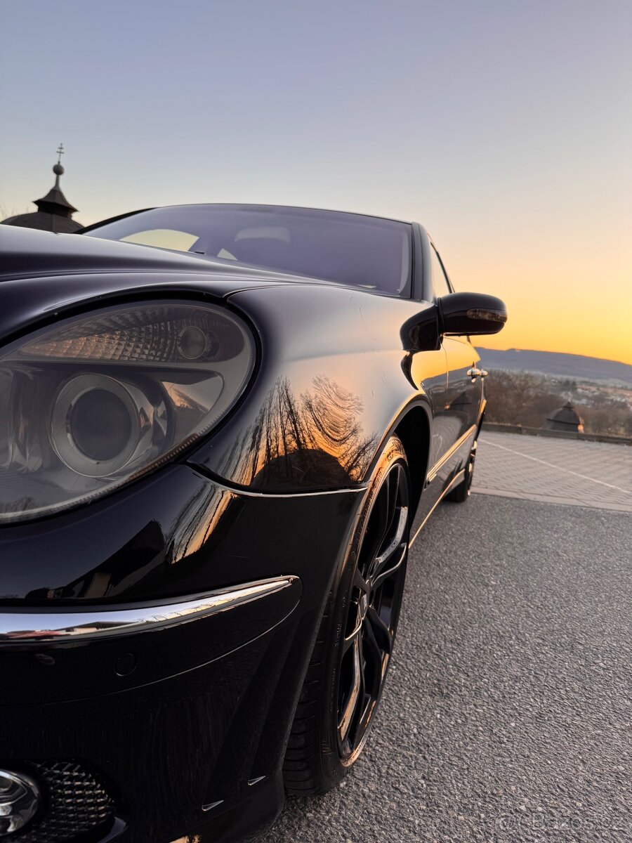 Mercedes w211 E320 - 6