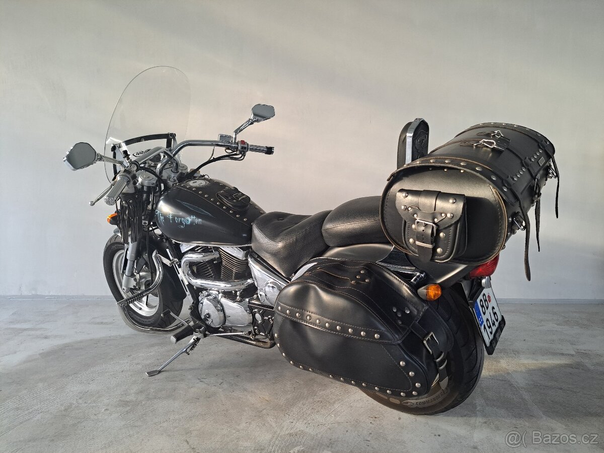 Suzuki VZ 800 Marauder - 6