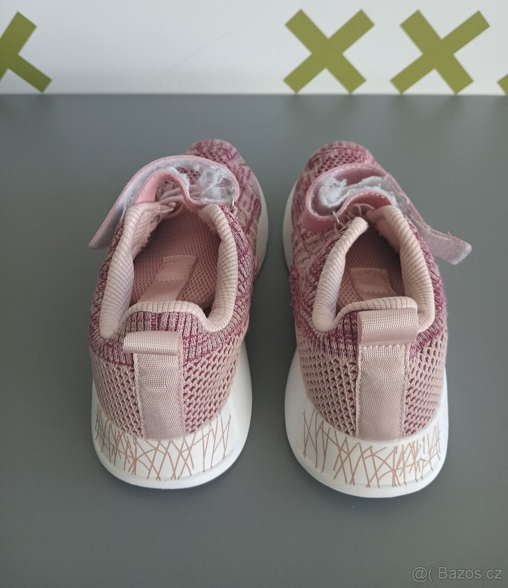 Dětské tenisky Baťa, textilní/gumičkové, vel. 32 - 6