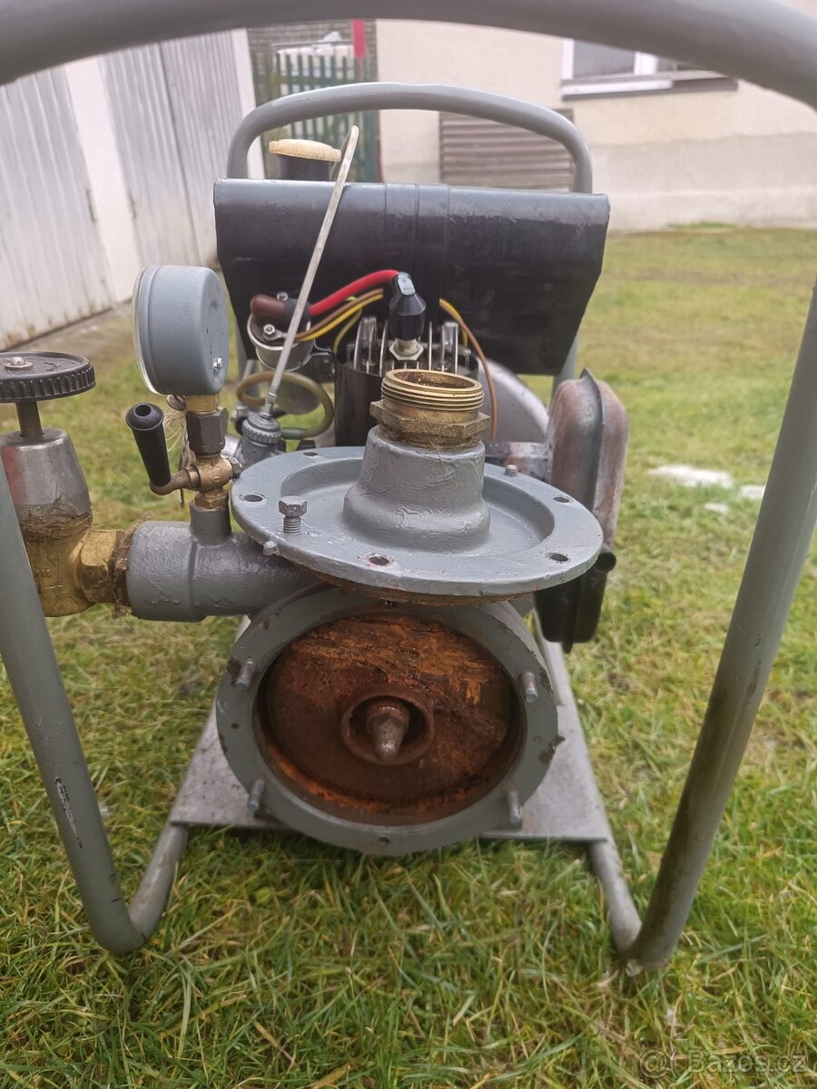 Benzinové čerpadlo - 6