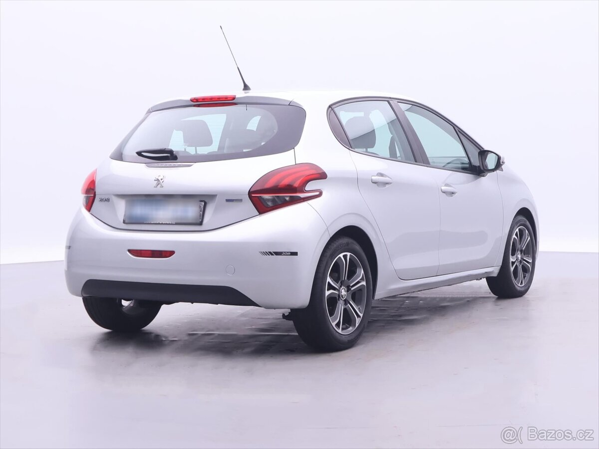 Peugeot 208 1,2 PureTech 60kW CZ Active (2017) - 6