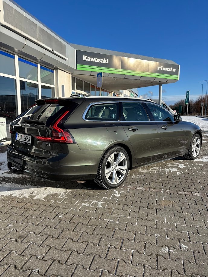 Volvo V90 2021 Momentum Pro DPH - 6
