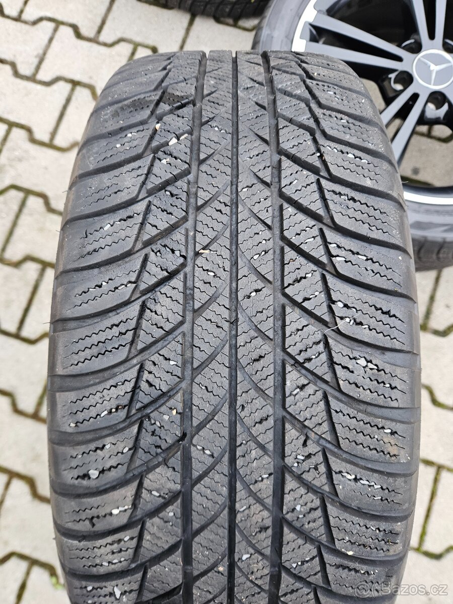 Originální Alu Mercedes 225/45/18 Zimní Bridgestone. - 6