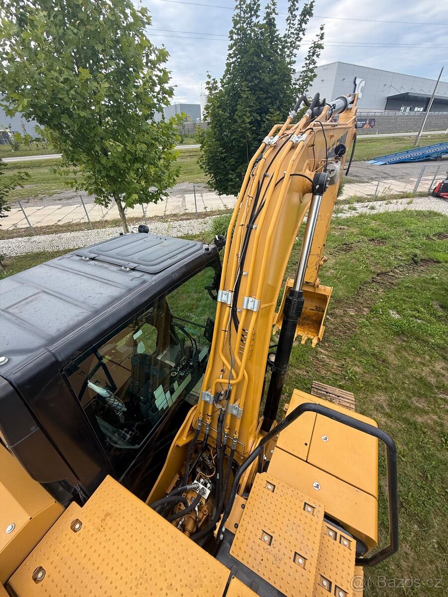 CAT 313 GC - 6