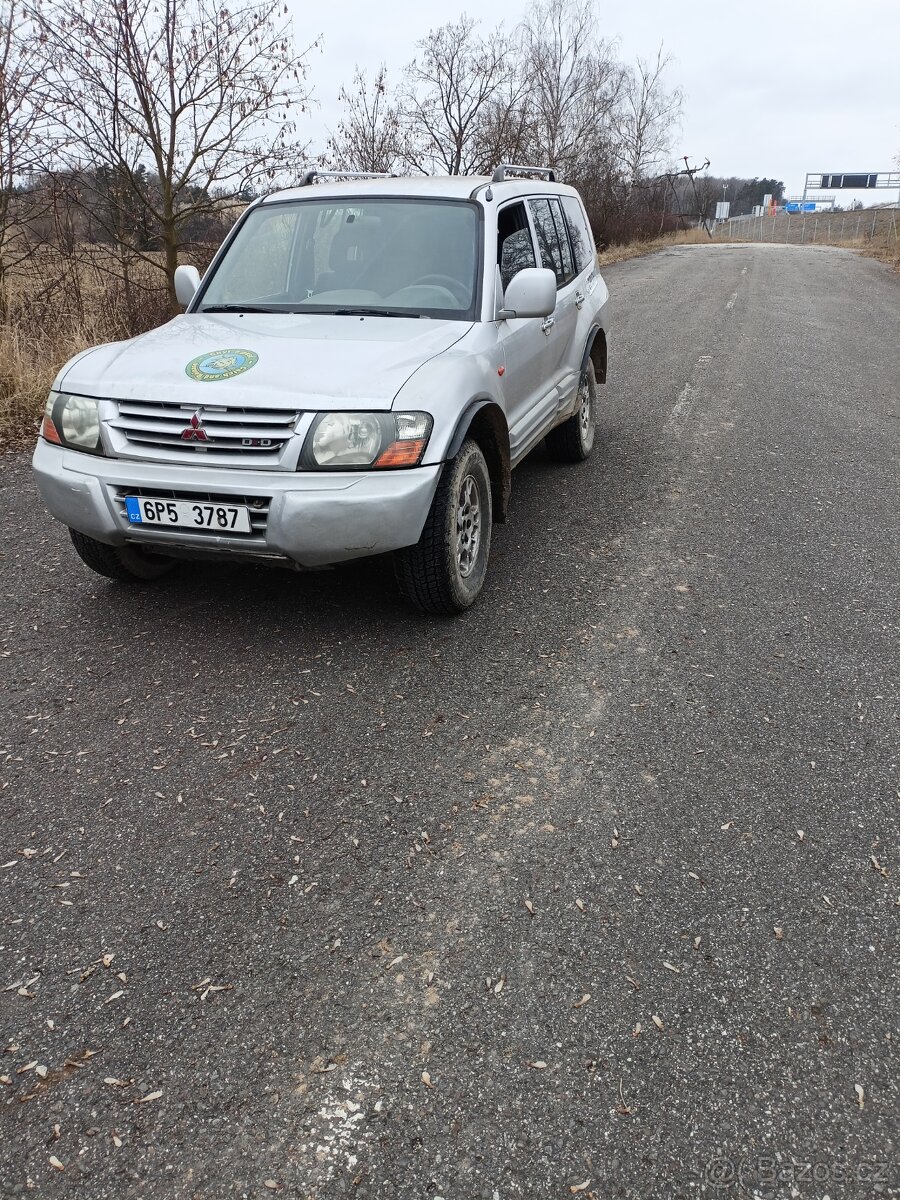 Mitsubishi Pajero - 6
