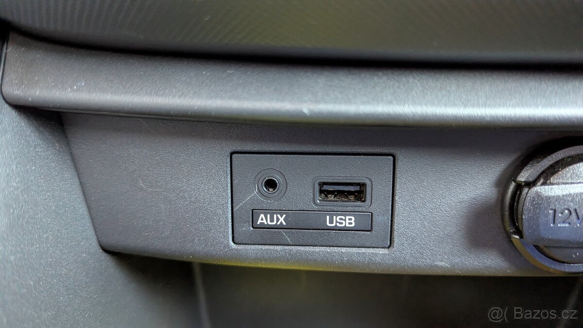 Hyundai i10, 1.0, najeto pouze 6 300 km - 6