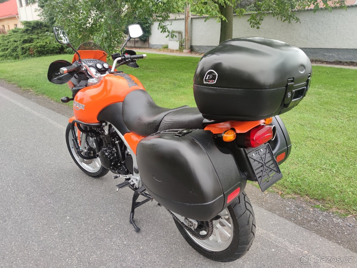 Triumph Tiger 955i - 6