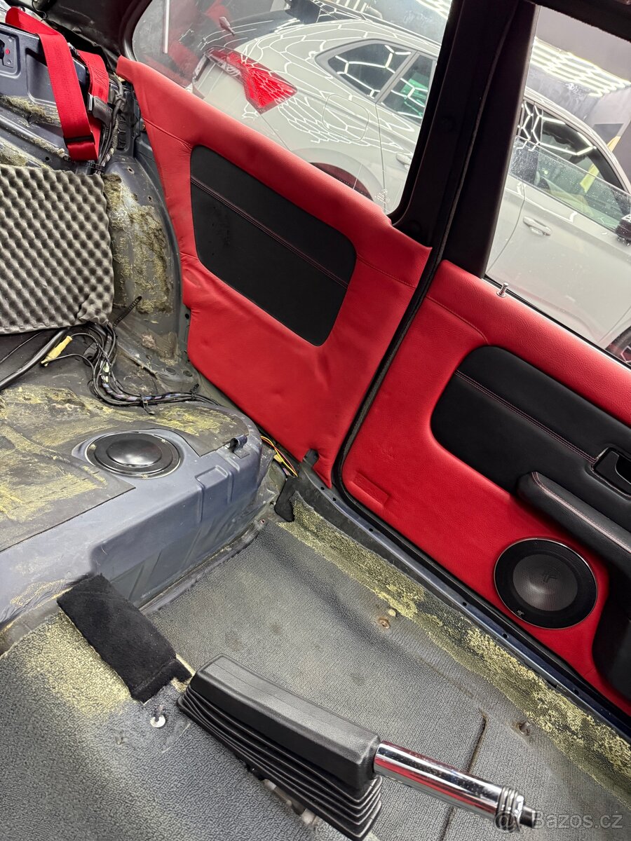 BMW e30 TOP interiér - 6