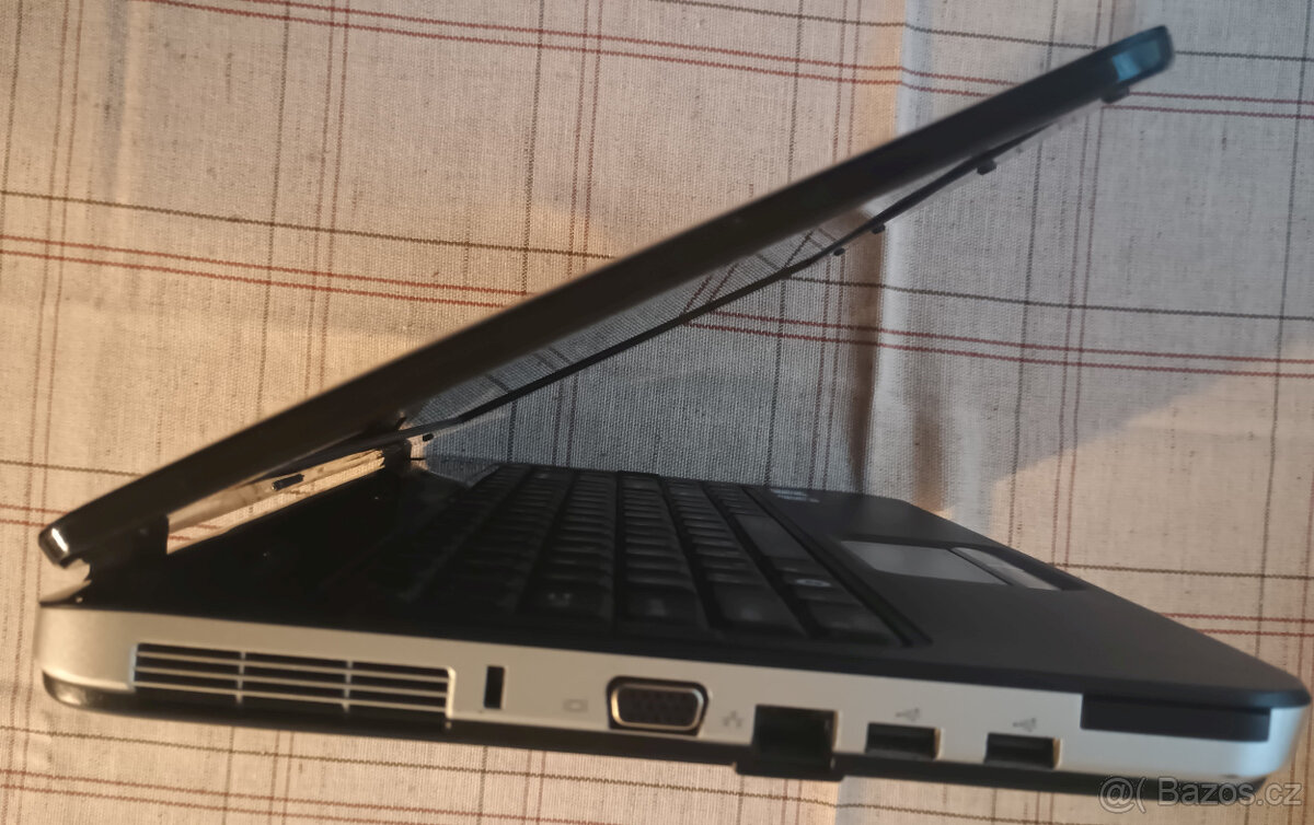 notebook Dell Vostro 1014 14" s 120 GB SSD - 6